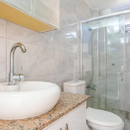 Villa 3 Bedroom - 6968 *